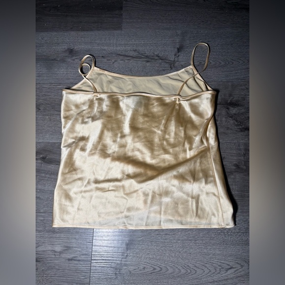 ST JOHN. 100% silk camisole butter yellow top size 8 - Picture 3 of 5